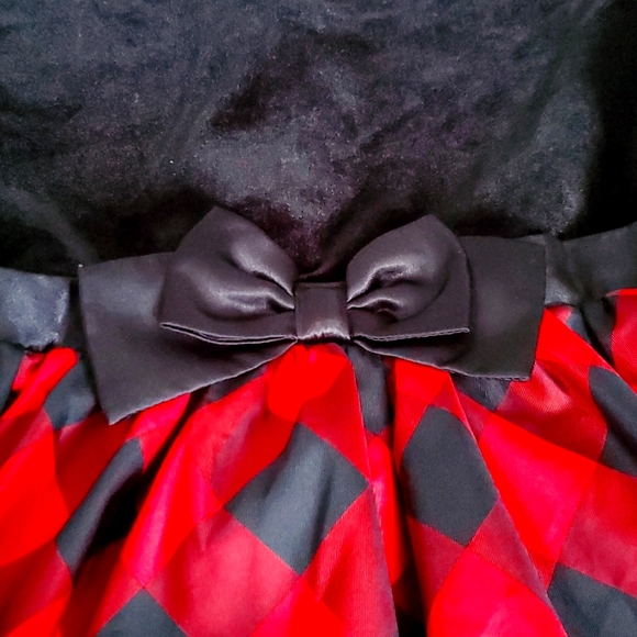 Merchandise - Picture 2 of 4